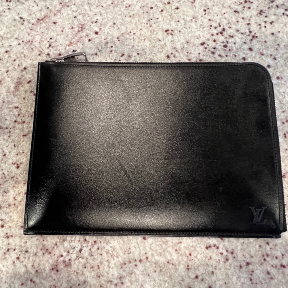 Louis Vuitton Nomad Calfskin Souple Pochette Jour PM Black  R99303